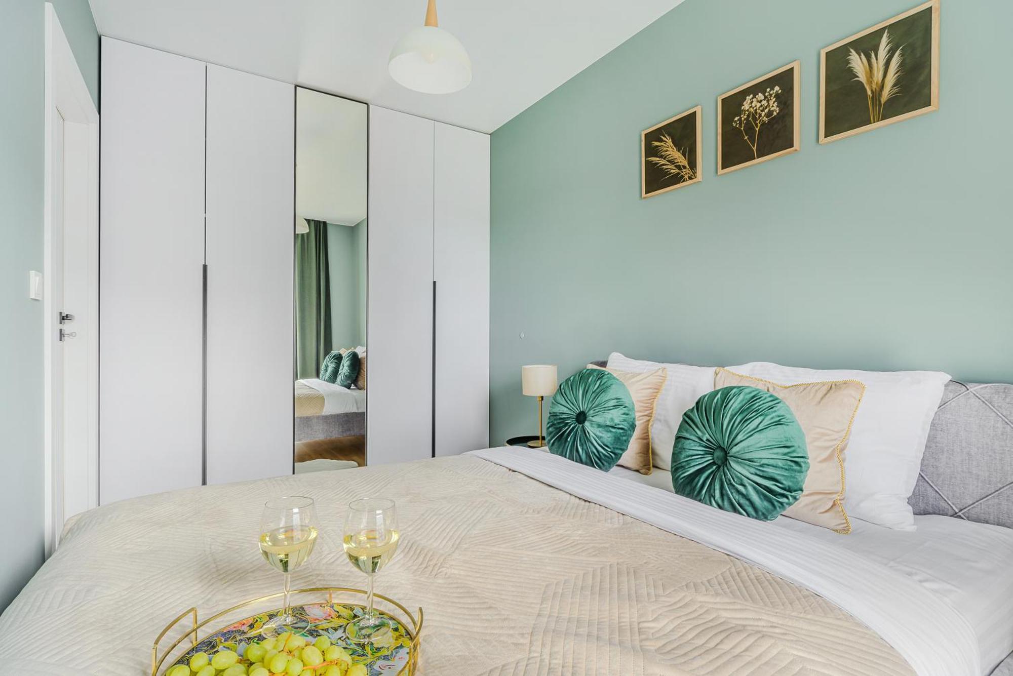 Lumina Luxury 3-Rooms Apartments With Parking Lodź Bagian luar foto