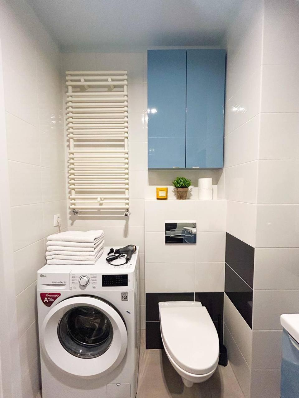 Lumina Luxury 3-Rooms Apartments With Parking Lodź Bagian luar foto