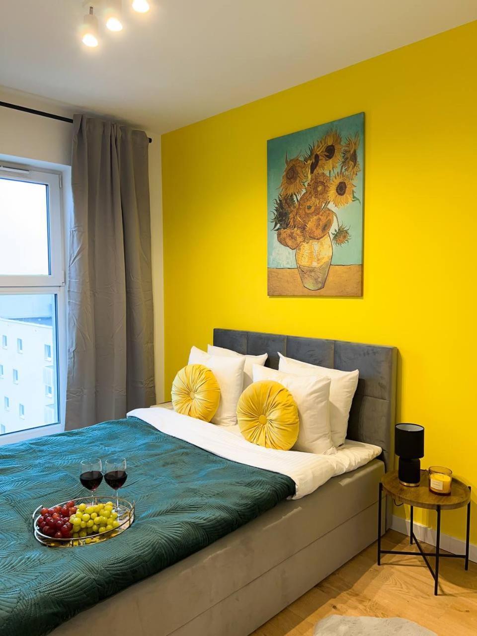 Lumina Luxury 3-Rooms Apartments With Parking Lodź Bagian luar foto