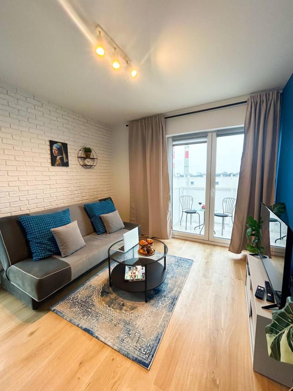 Lumina Luxury 3-Rooms Apartments With Parking Lodź Bagian luar foto